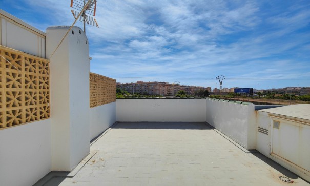 Revente - Appartement -
Torrevieja - torrevieja