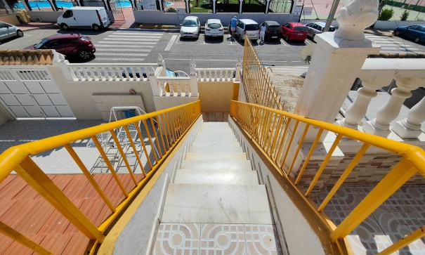 Revente - Appartement -
Torrevieja - torrevieja