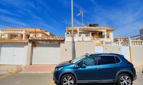 Revente - Appartement -
Torrevieja - torrevieja