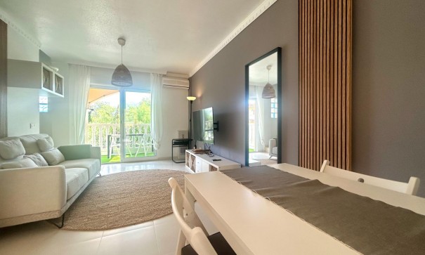 Sale - Town house -
Algorfa - Montemar