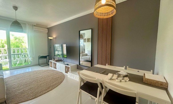 Sale - Town house -
Algorfa - Montemar