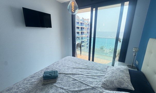 Revente - Appartement -
Punta Prima