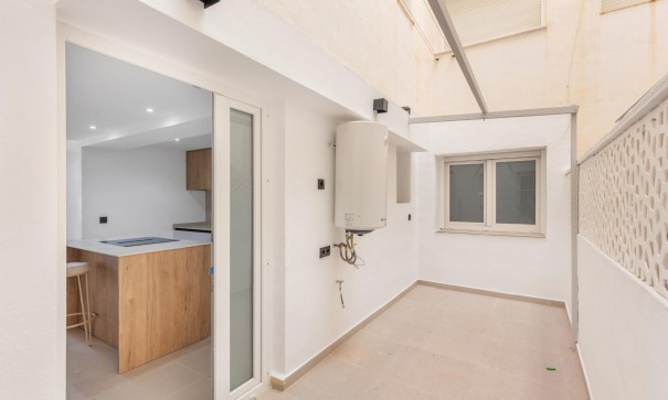 Revente - Appartement -
Torrevieja - La Mata pueblo