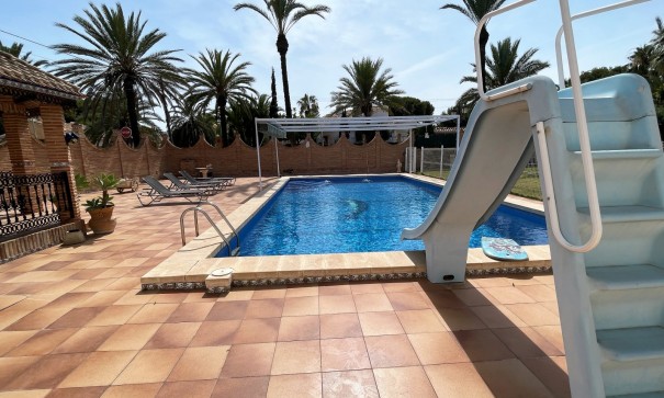 Återförsäljning - Fristående villa -
Orihuela Costa - Cabo Roig