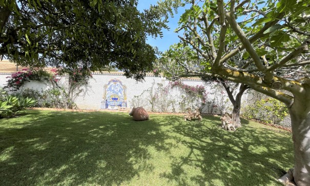 Återförsäljning - Fristående villa -
Orihuela Costa - Cabo Roig