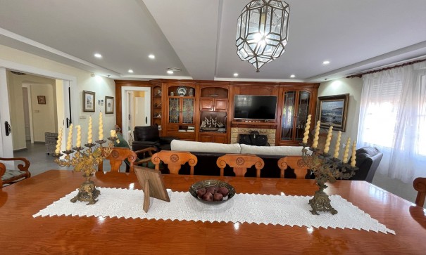 Återförsäljning - Fristående villa -
Orihuela Costa - Cabo Roig