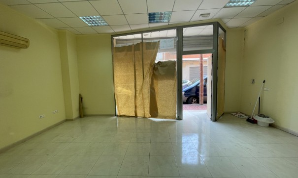 Sale - Commercial -
Guardamar del Segura