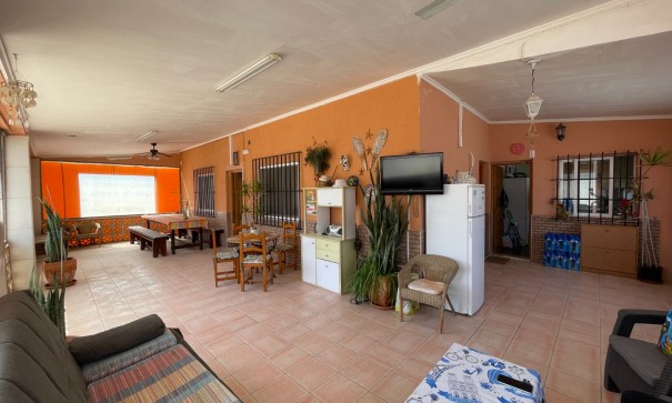 Återförsäljning - Fristående villa -
Rojales