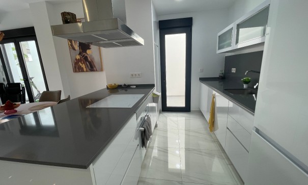 Videresalg - Dobbeltvilla -
Benijofar