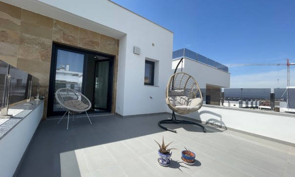 Videresalg - Dobbeltvilla -
Benijofar