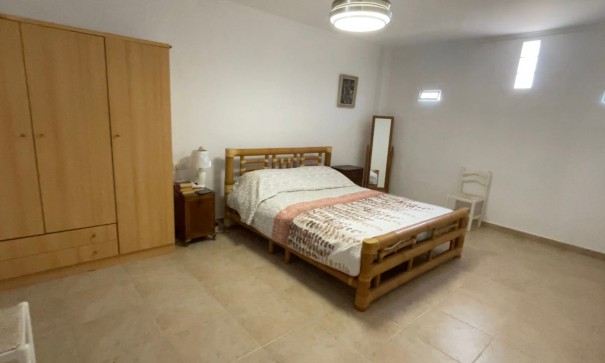 Revente - Villa Individuelle -
Daya Nueva