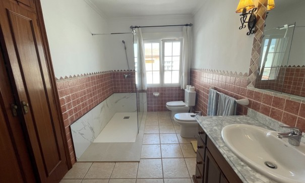 Sale - Detached Villa -
Benijofar - Pueblo