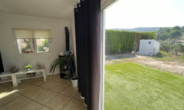 Sprzedaż - Willa wolnostojąca -
Millena