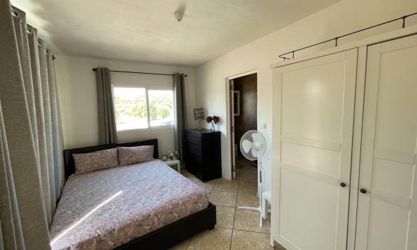 Sprzedaż - Willa wolnostojąca -
Millena