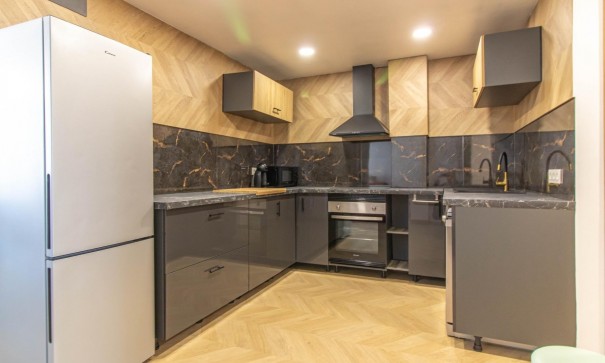 Återförsäljning - Lägenhet lägenhet -
Torrevieja - Acequion