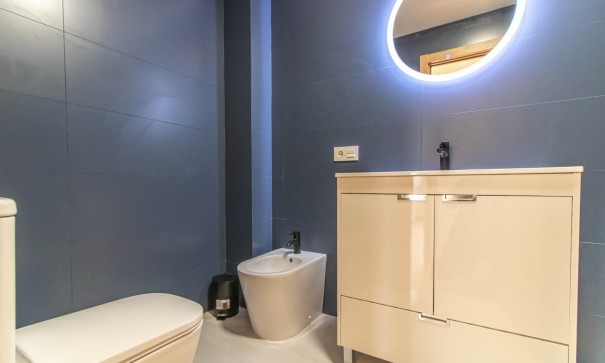 Återförsäljning - Lägenhet lägenhet -
Torrevieja - Acequion