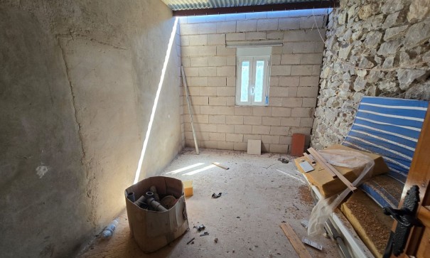 Sale - Finca Country Property -
La Zarza