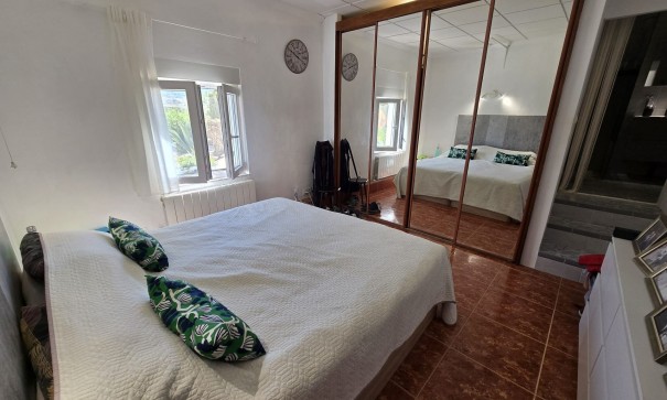 Sale - Finca Country Property -
La Zarza