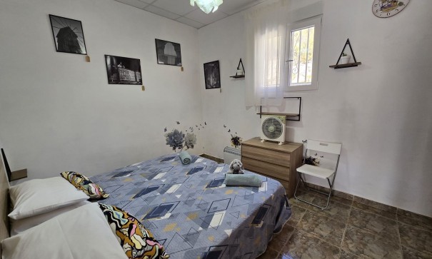 Sale - Finca Country Property -
La Zarza