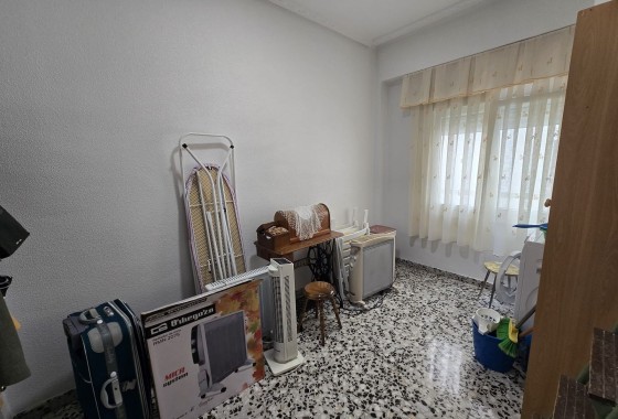Revente - Appartement -
SAX