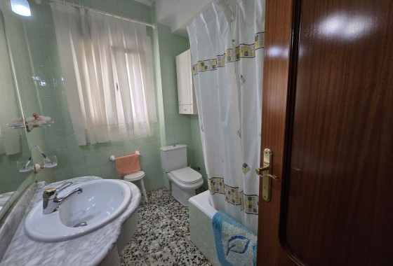 Revente - Appartement -
SAX