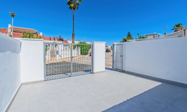 Venta - Apartamento piso -
Torrevieja