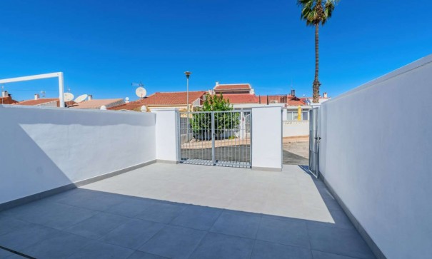 Venta - Apartamento piso -
Torrevieja