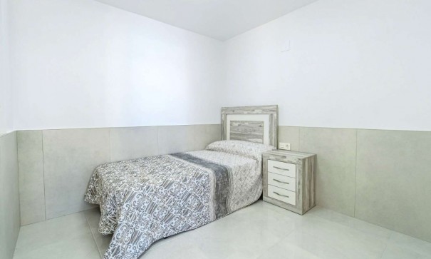 Venta - Apartamento piso -
Torrevieja