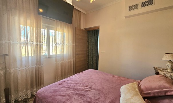 Sale - Villa -
Torrevieja - Torre la mata