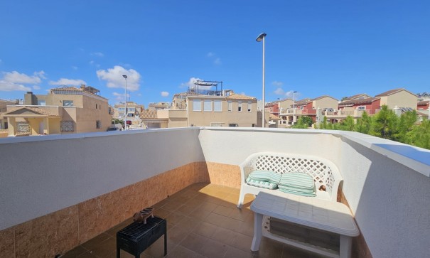 Sale - Villa -
Torrevieja - Torre la mata