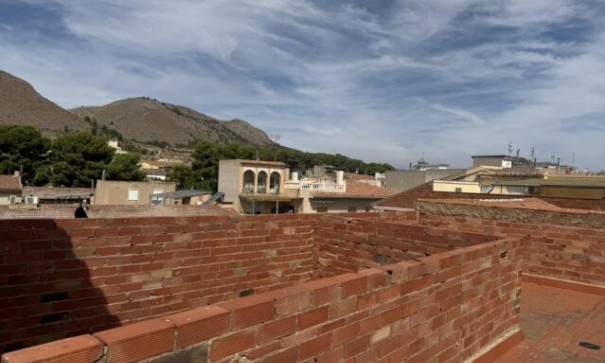 Herverkoop - Stadswoning -
La Romana