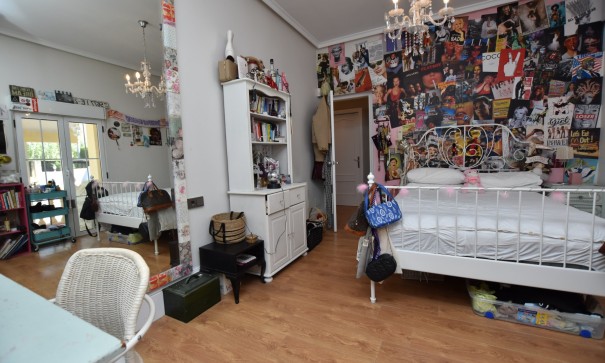 Sprzedaż - Finca nieruchomość wiejska -
Heredades