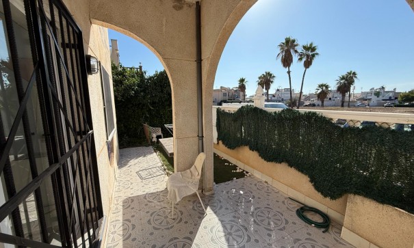 Återförsäljning - Radhus -
Torrevieja - Carrefour