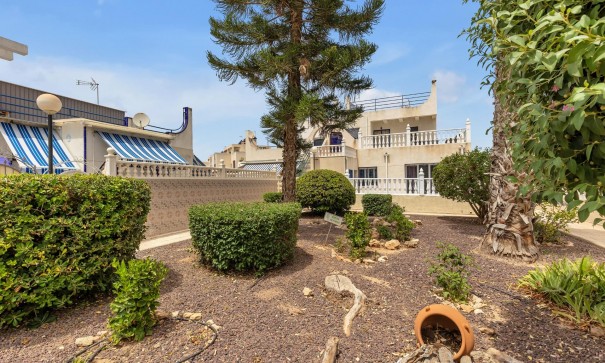 Återförsäljning - Radhus -
Torrevieja - Carrefour