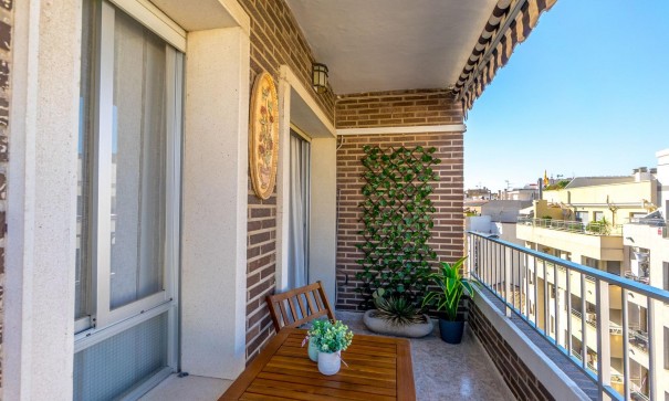 Resale - Wohnung Appartement -
Torrevieja - torrevieja