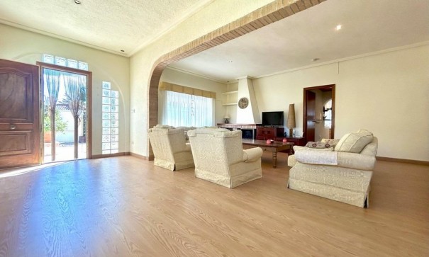 Venta - Chalet Independiente -
Orihuela Costa - Cabo Roig