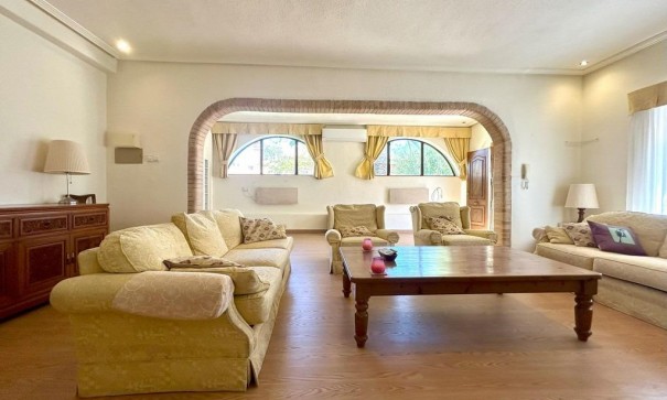 Venta - Chalet Independiente -
Orihuela Costa - Cabo Roig