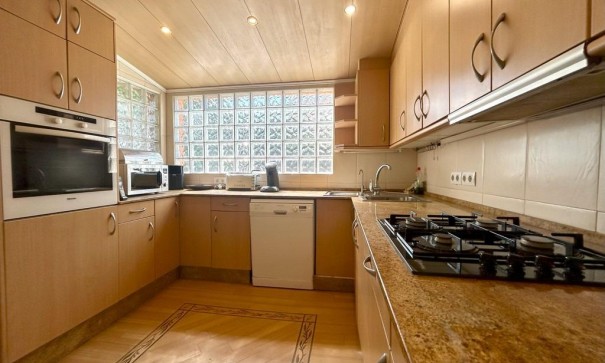 Venta - Chalet Independiente -
Orihuela Costa - Cabo Roig