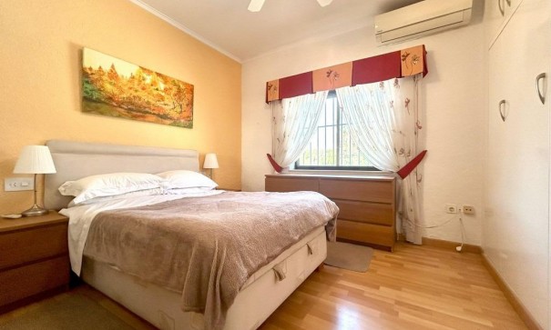 Venta - Chalet Independiente -
Orihuela Costa - Cabo Roig