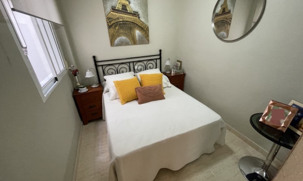 Sprzedaż - Apartament mieszkanie -
Torrevieja