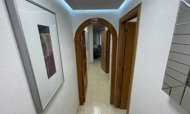 Sprzedaż - Apartament mieszkanie -
Torrevieja
