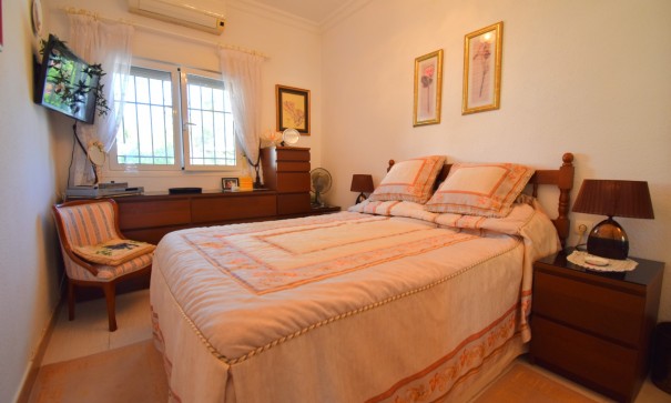 Sale - Detached Villa -
Orihuela Costa - Los Balcones