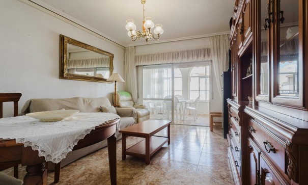 Sale - Apartment Flat -
Torrevieja - Playa de los Naufragos