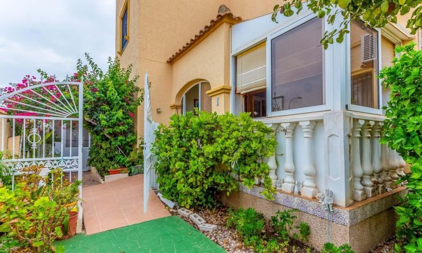 Sale - Villa -
Orihuela Costa - La Zenia- Orihuela costa