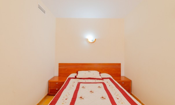 Återförsäljning - Radhus -
Finestrat