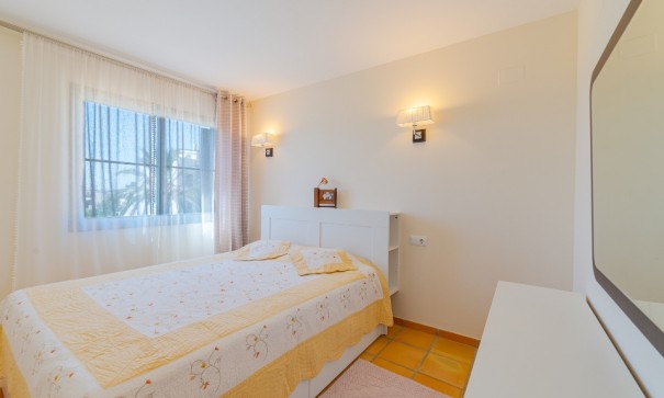 Återförsäljning - Radhus -
Finestrat