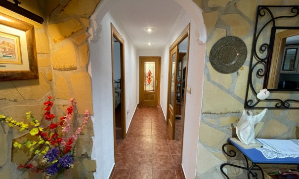 Återförsäljning - Finca lantlig egendom -
Crevillente