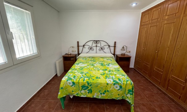 Herverkoop - Finca Landelijk pand -
Crevillente