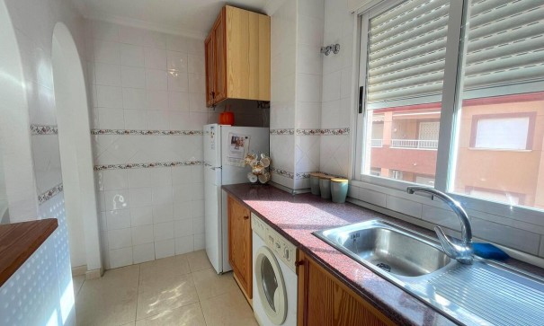 Herverkoop - Apartement Flat -
Algorfa