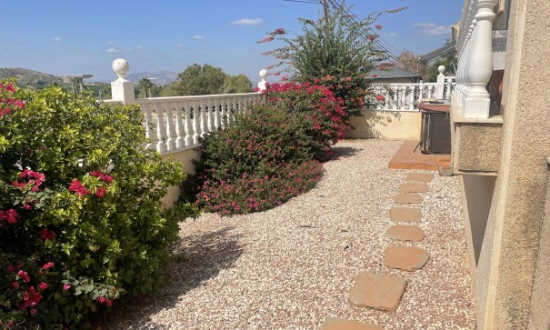 Återförsäljning - Fristående villa -
Algorfa